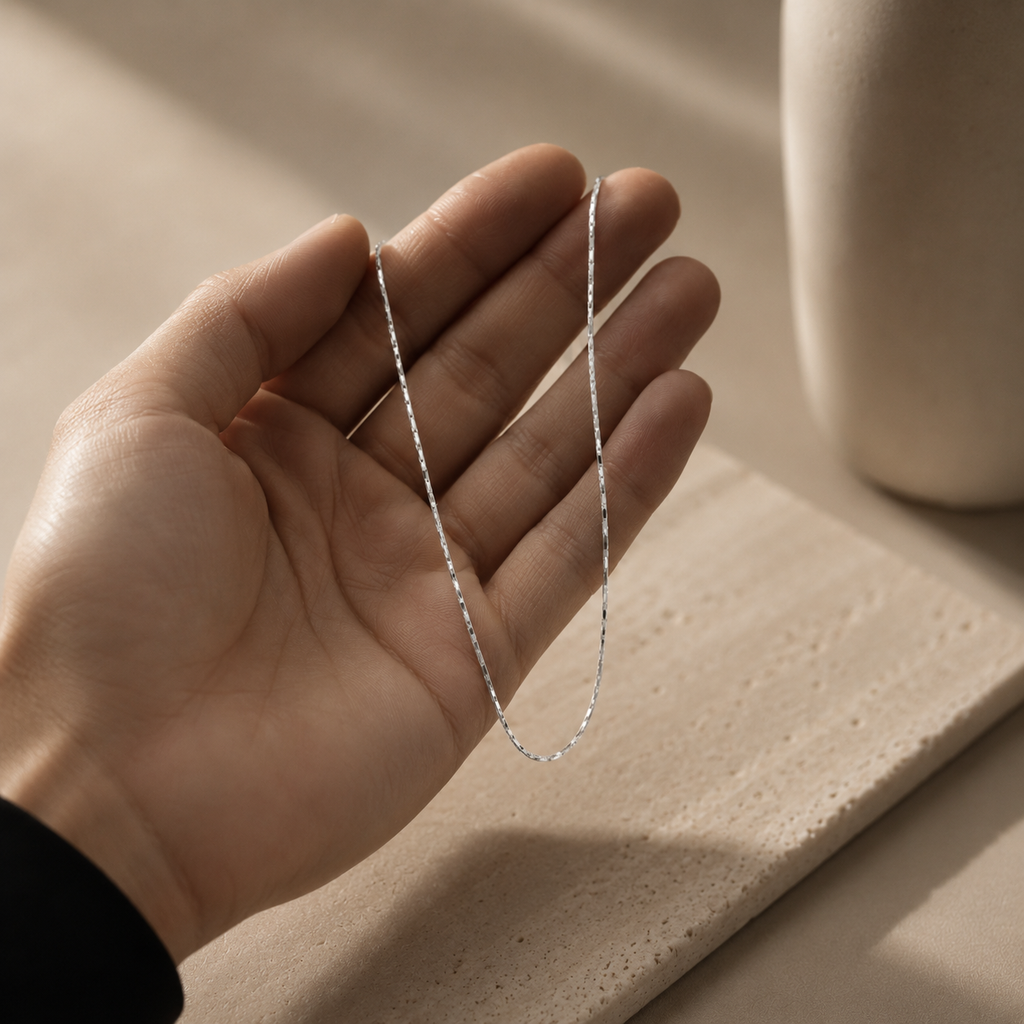 Unisex Sleek Snake Chain