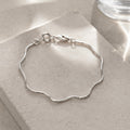 Minimal magic bracelet