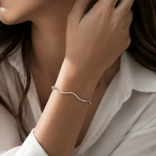 Minimal magic bracelet