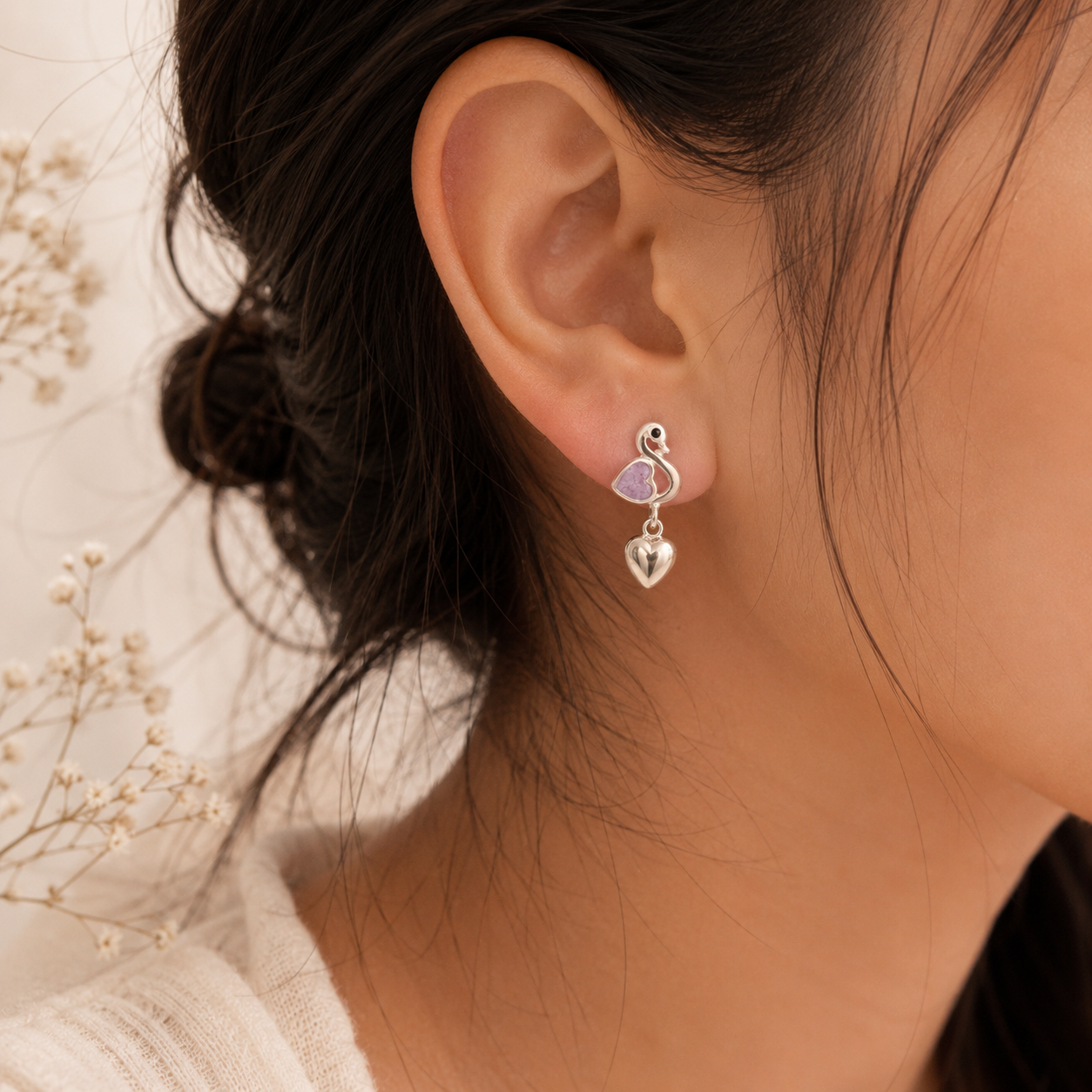 Swan Heart Silver Stud