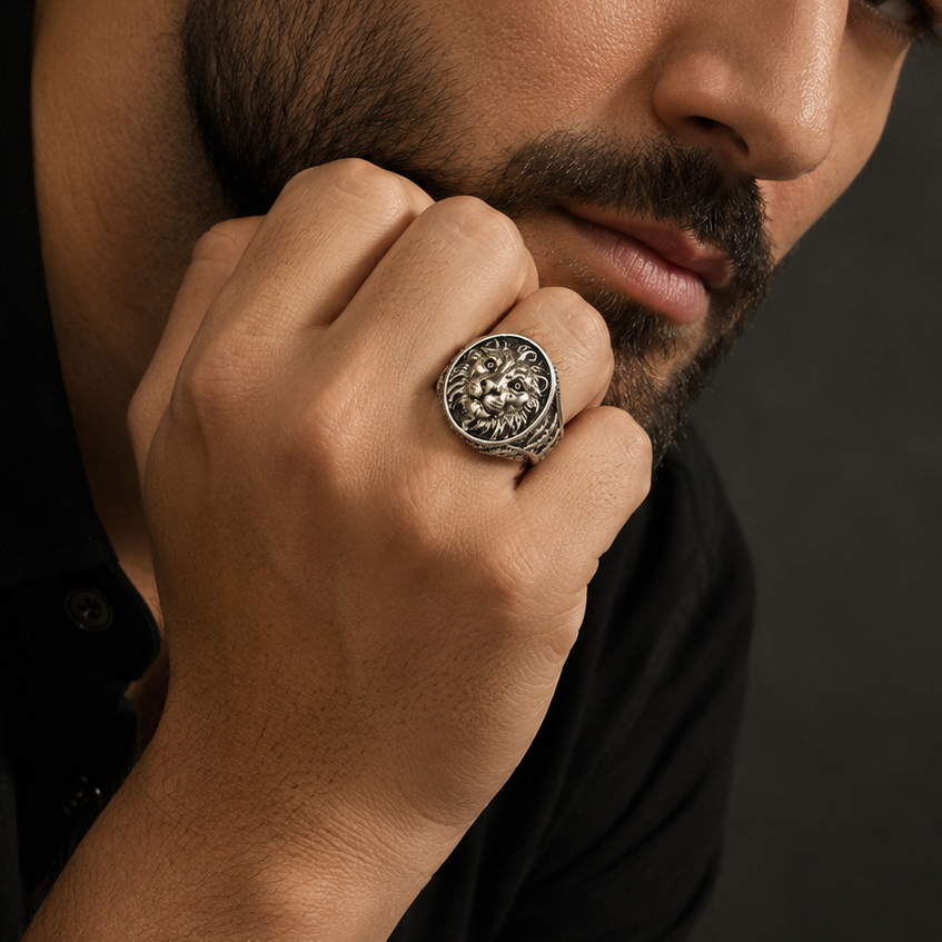 Lion Crest Silver Ring
