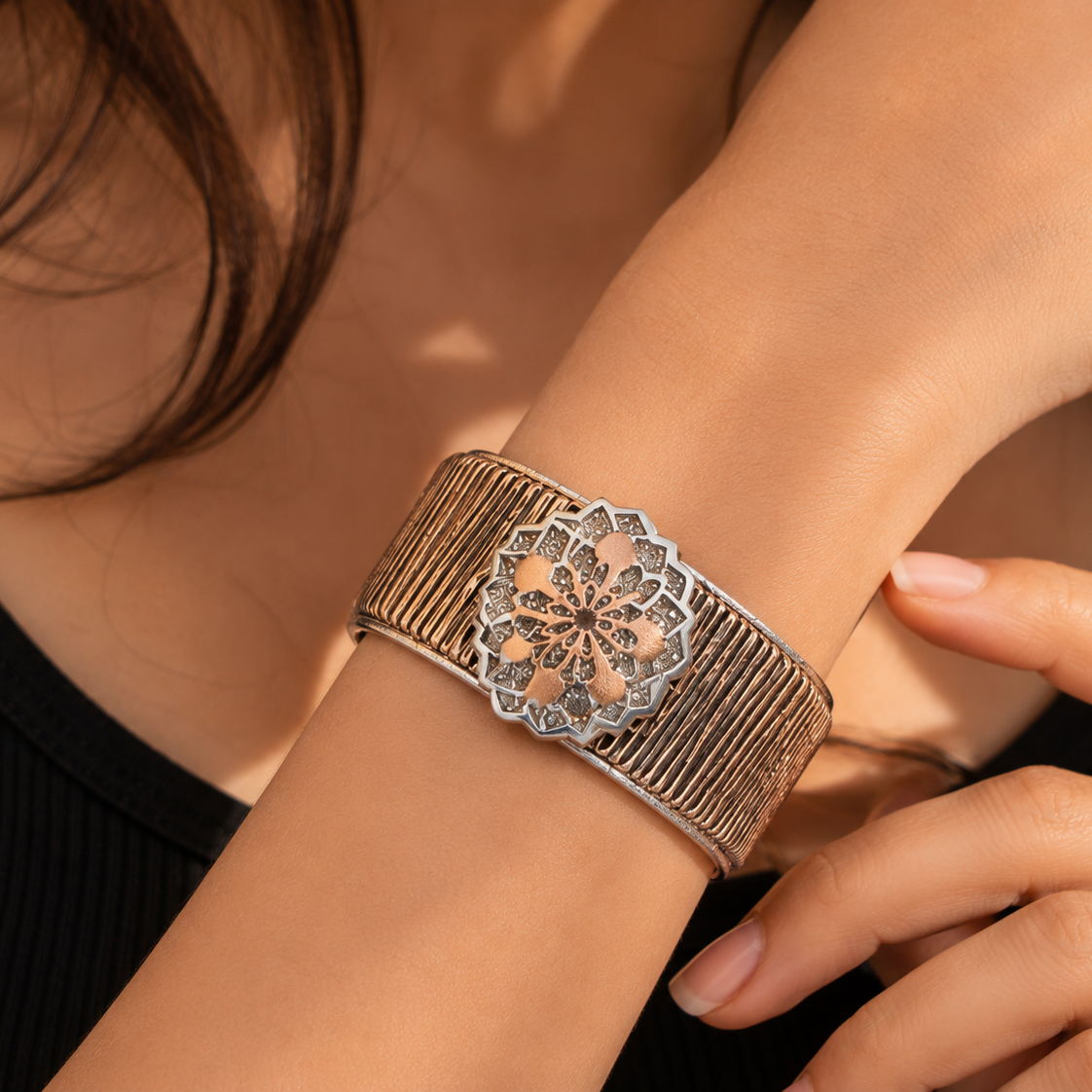 Vintage Floral Mesh Bracelet