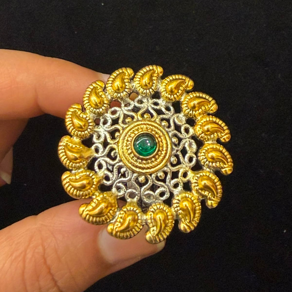 Fully Adjustable Striking Green Stone Ring
