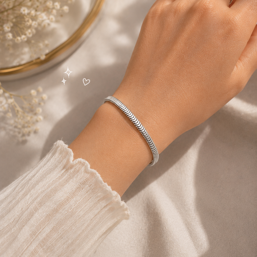 Silver Serpentine Bracelet
